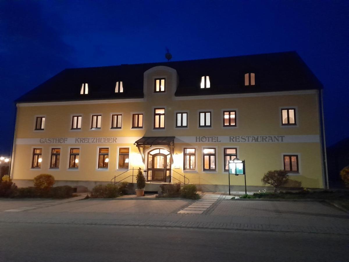 Hotel-Restaurant Kreuzhuber Neuburg am Inn Dış mekan fotoğraf