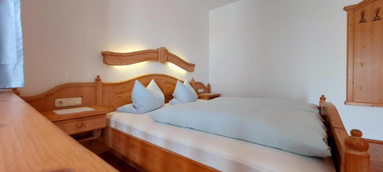 Hotel-Restaurant Kreuzhuber Neuburg am Inn Dış mekan fotoğraf