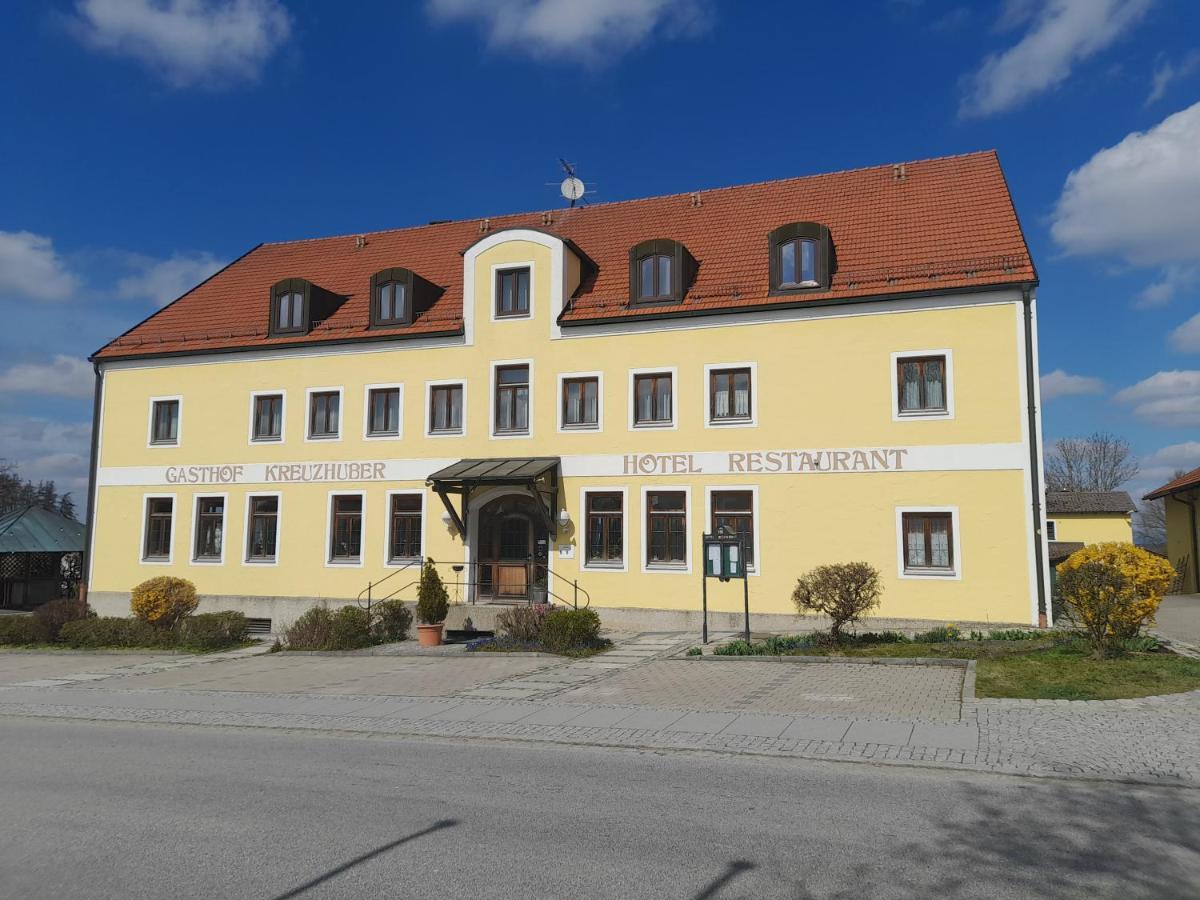Hotel-Restaurant Kreuzhuber Neuburg am Inn Dış mekan fotoğraf